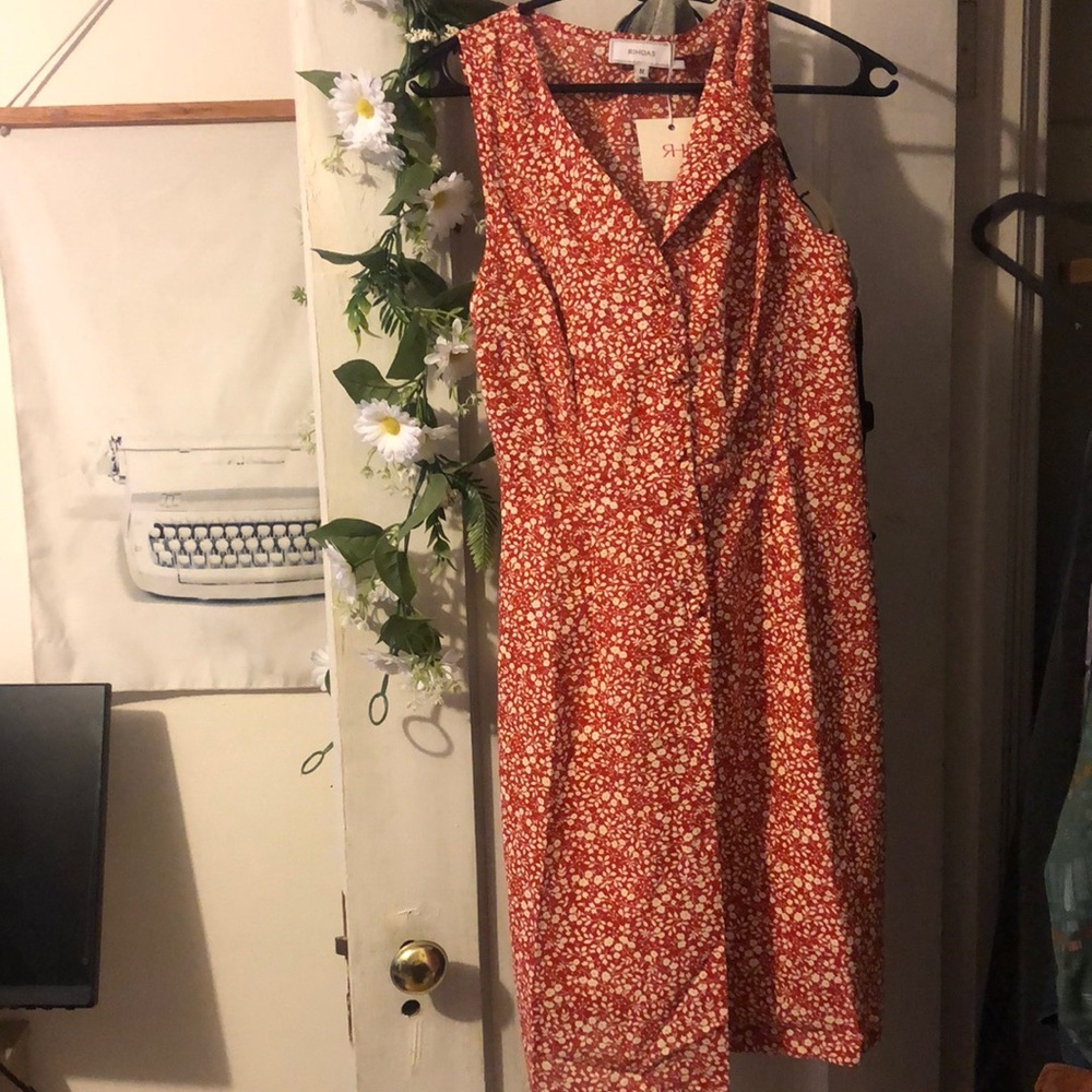 Red Rihoas M dress sleeveless